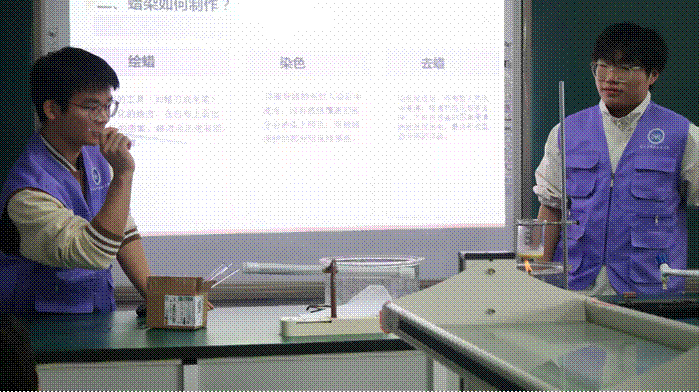 2025-11-25 11:43:32.825000